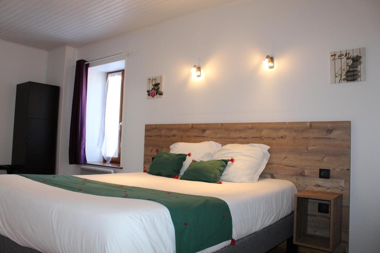 Logis Hotel Auberge De L'Allagnonette Saint-Poncy Екстериор снимка