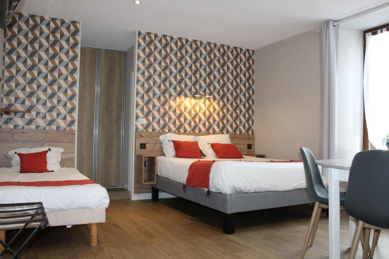 Logis Hotel Auberge De L'Allagnonette Saint-Poncy Екстериор снимка