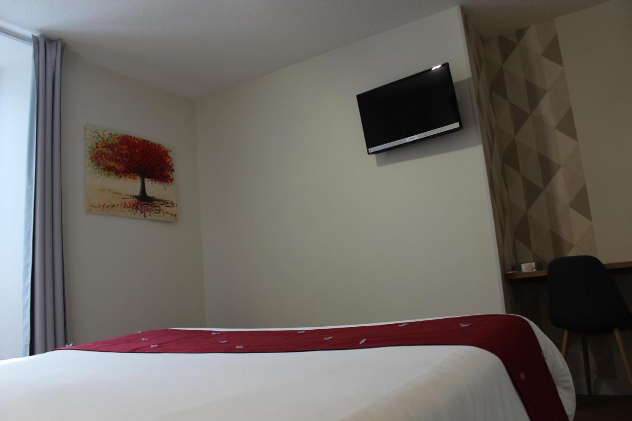 Logis Hotel Auberge De L'Allagnonette Saint-Poncy Екстериор снимка