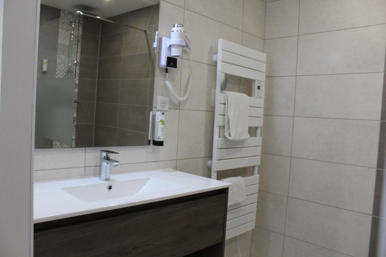 Logis Hotel Auberge De L'Allagnonette Saint-Poncy Екстериор снимка