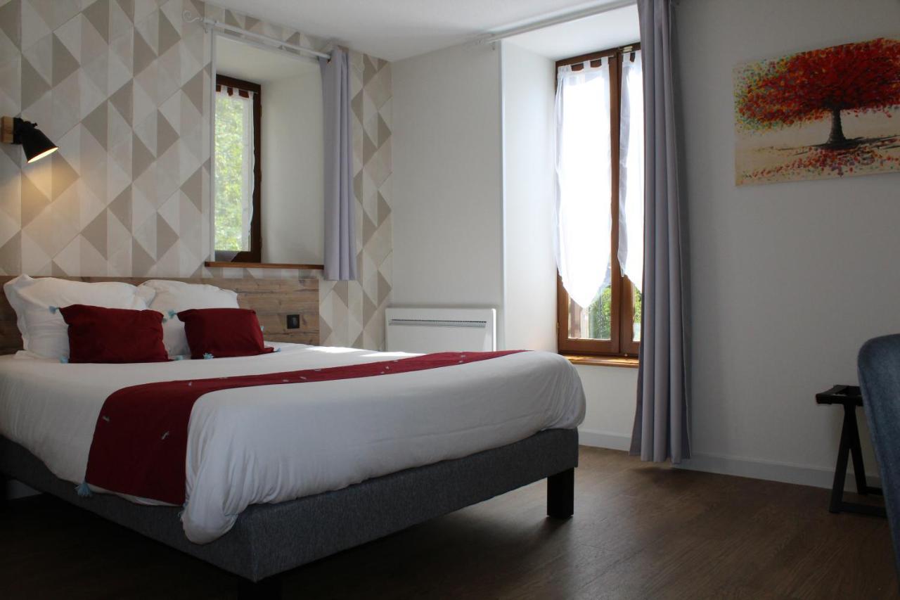 Logis Hotel Auberge De L'Allagnonette Saint-Poncy Екстериор снимка